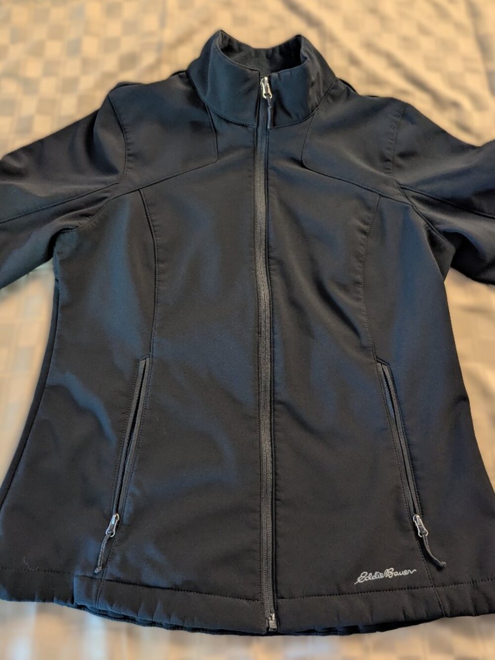 Eddie Bauer Women’s Softshell Jacket - Black - Medium